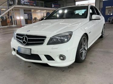 MERCEDES-BENZ C 63 AMG TUTTA ORIGINALE ! PARI AL NUOVO !