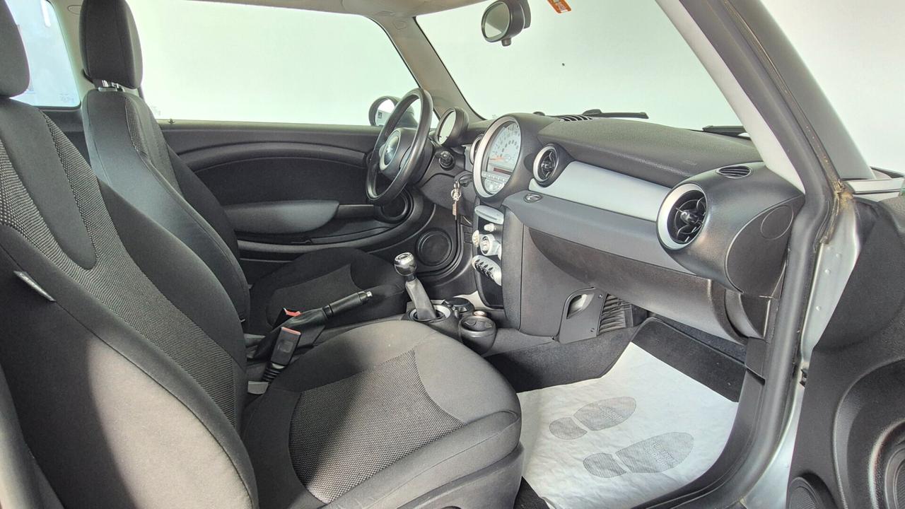 Mini 1.4 16V One ( NEOPATENTATI )