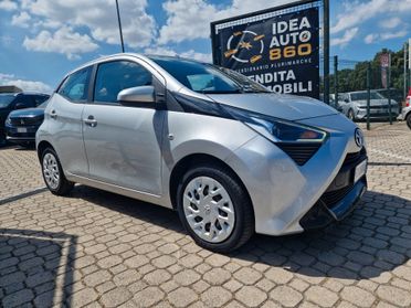 Toyota Aygo 1.0 VVT-i 69 CV 5 porte x-business MMT PROMO FINANZIAMENTO