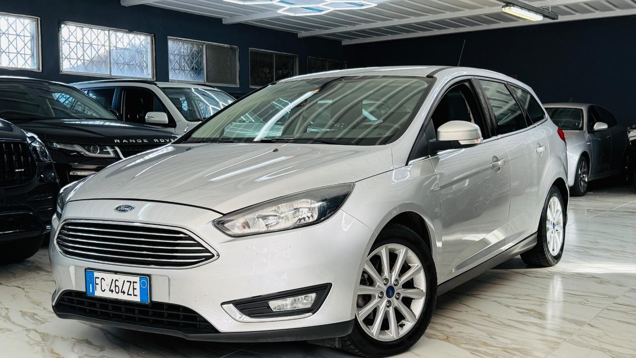 Ford Focus 1.6 120 CV GPL SW Titanium