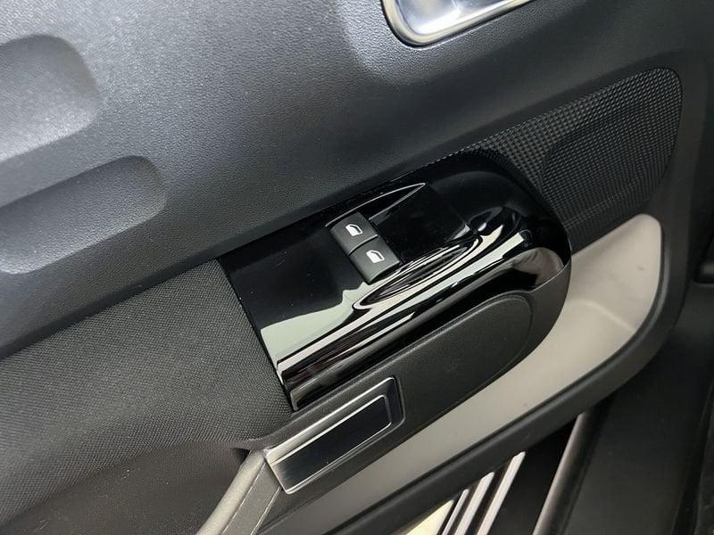 Citroën C3 C3 1.2 puretech Shine s&s 83cv