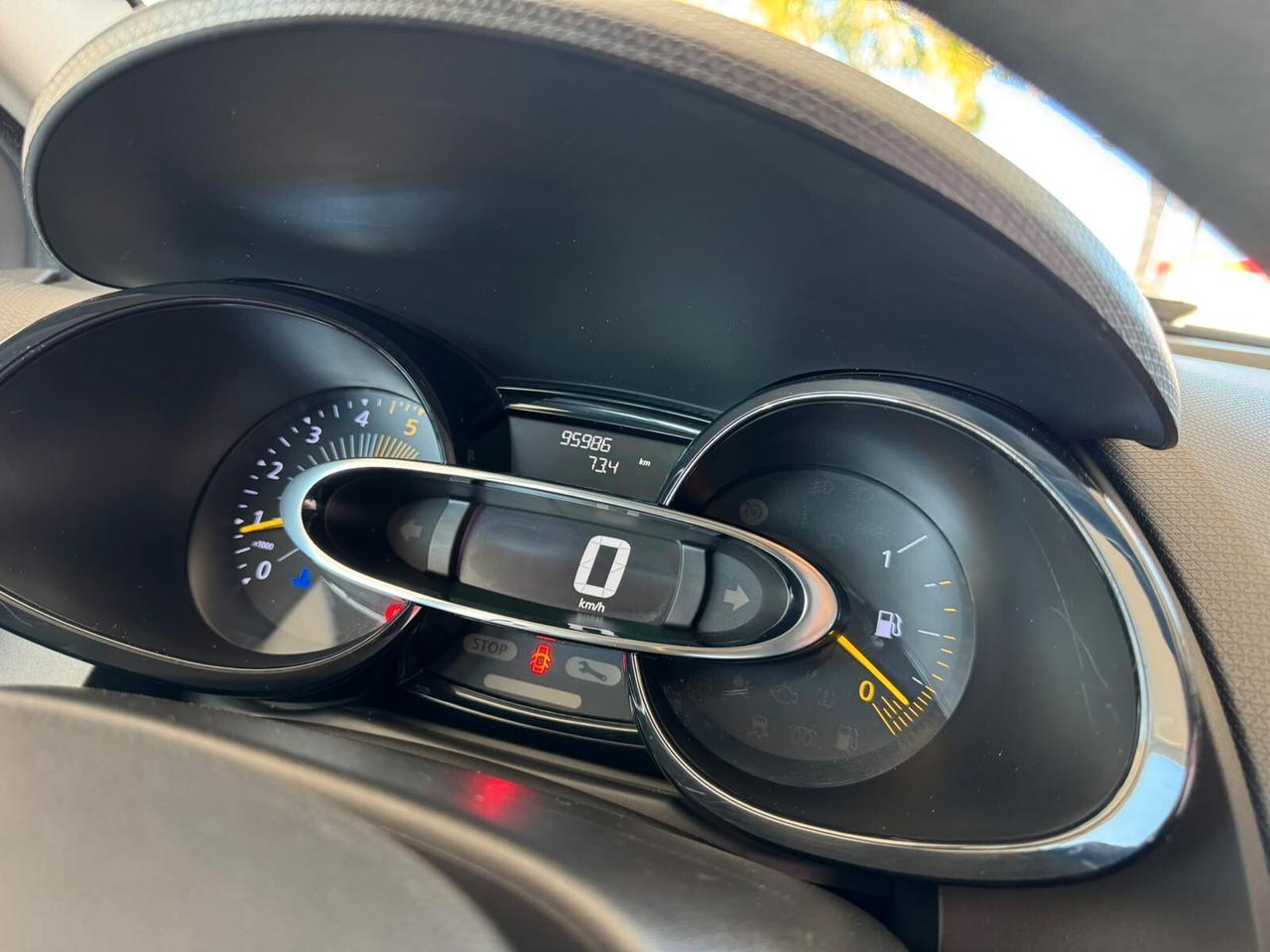 Renault Clio 1.5 ENERGY 100 CV