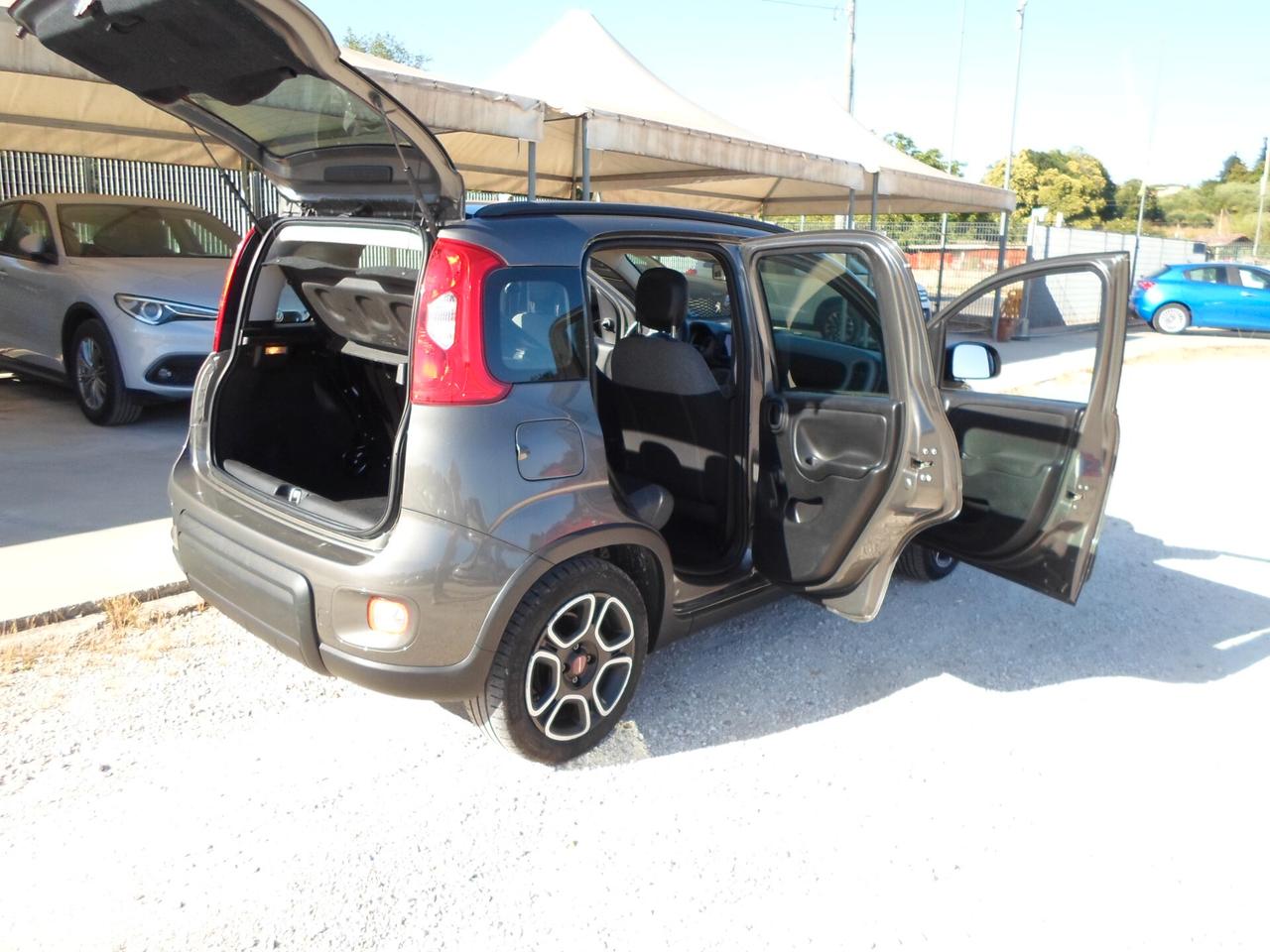Fiat Panda 1.0 FireFly S&S Hybrid Sport
