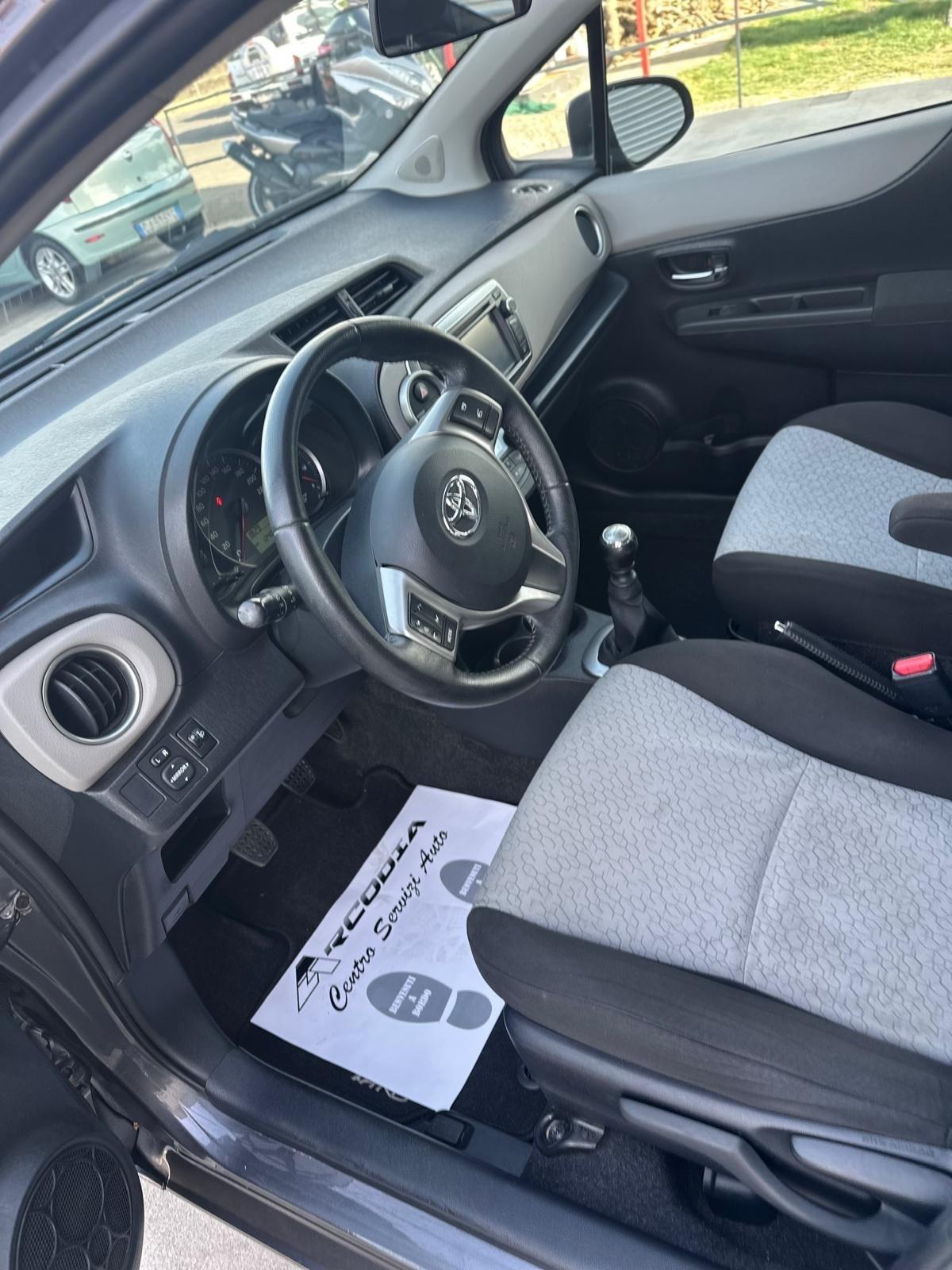 Toyota Yaris 1.4 D-4D 5 porte Lounge