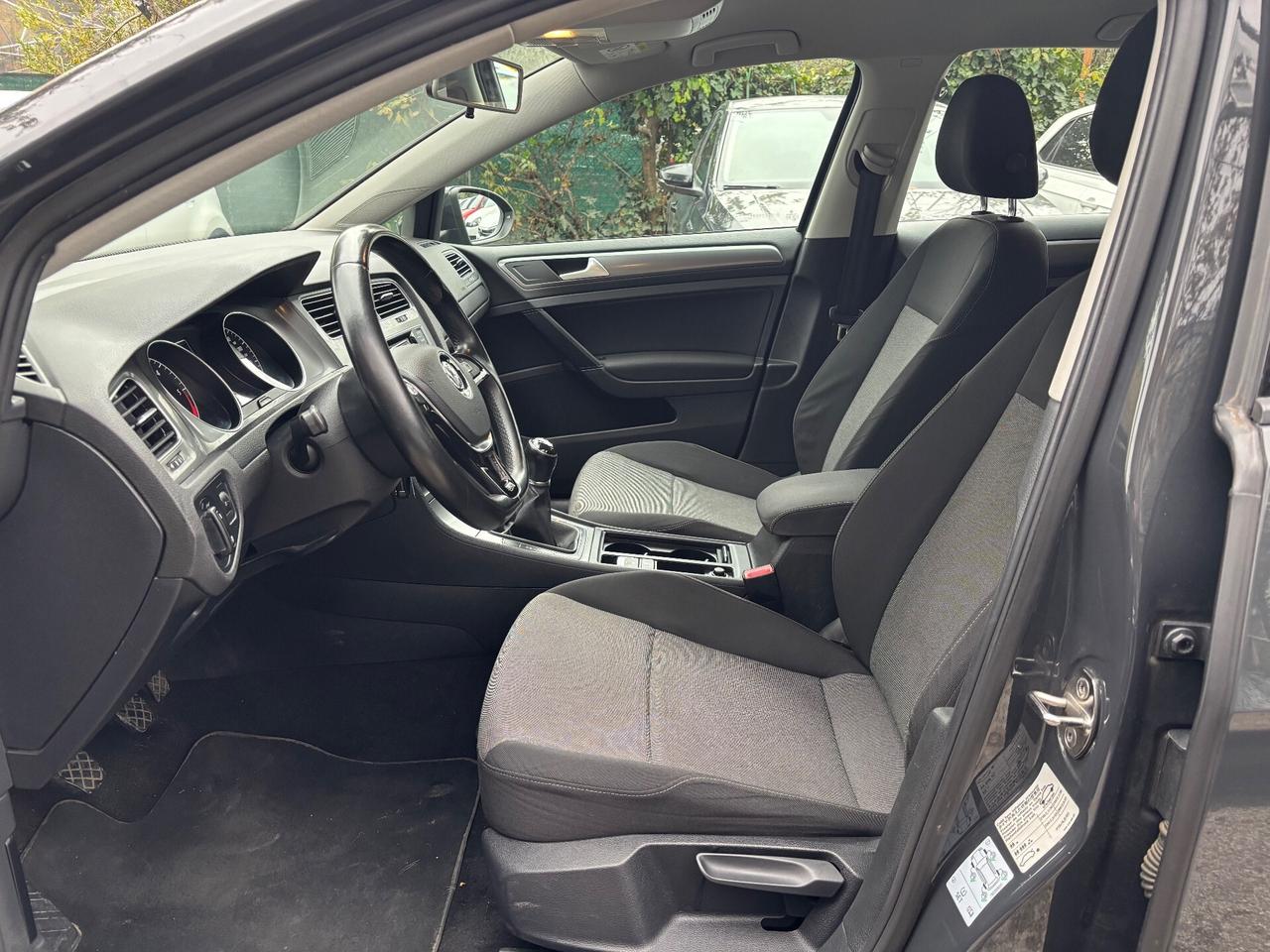 Volkswagen Golf 1.6 TDI 5p. Comfortline OK Neopatentati