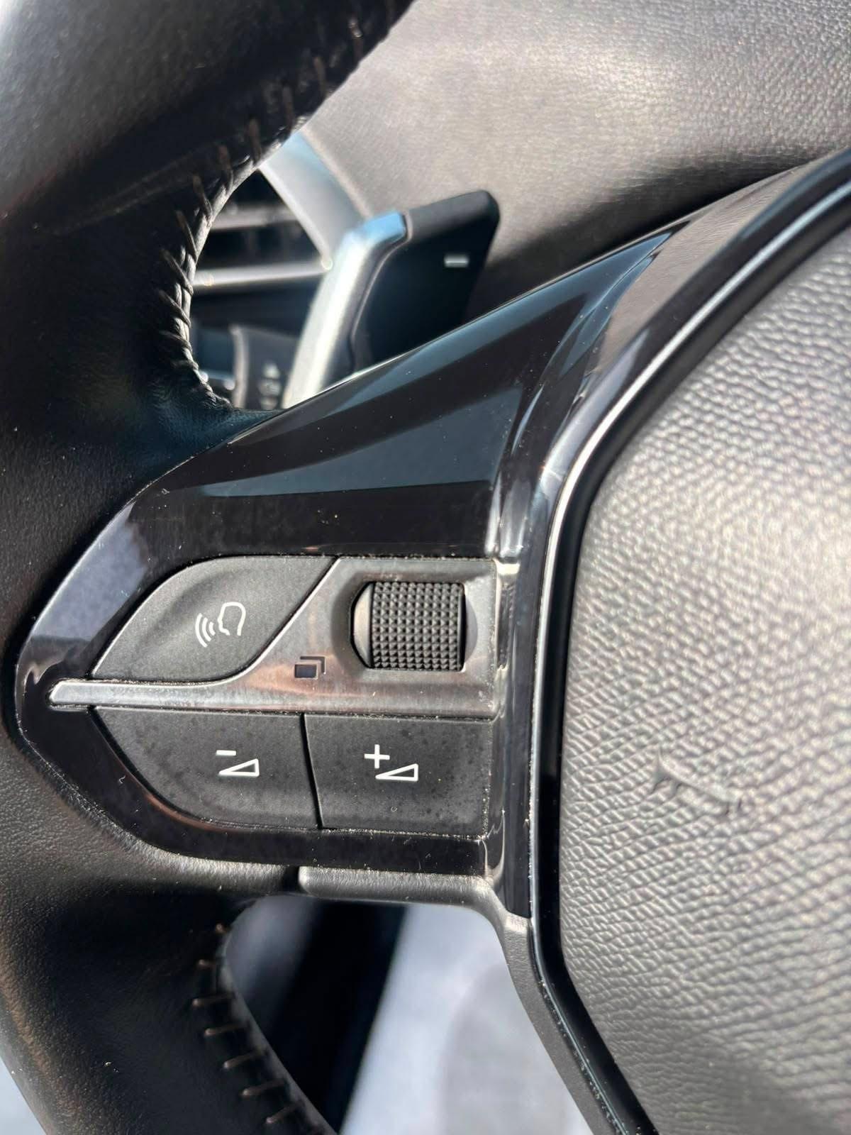 Peugeot 3008 BlueHDi 130 S&S EAT8 Allure