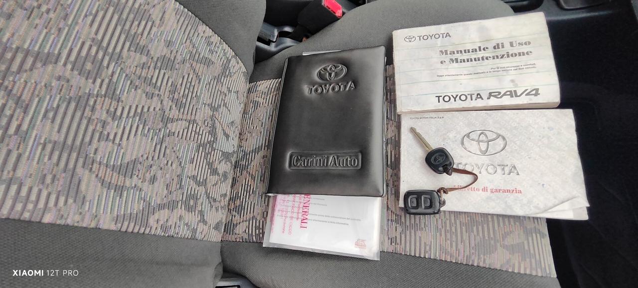Toyota RAV 4 2.000cc (IMPIANTO METANO)