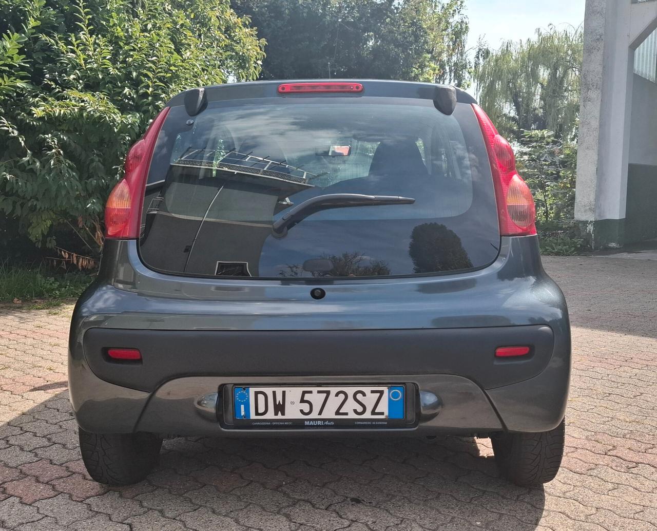Peugeot 107 1.0 68CV 5p. Plaisir neopatentati