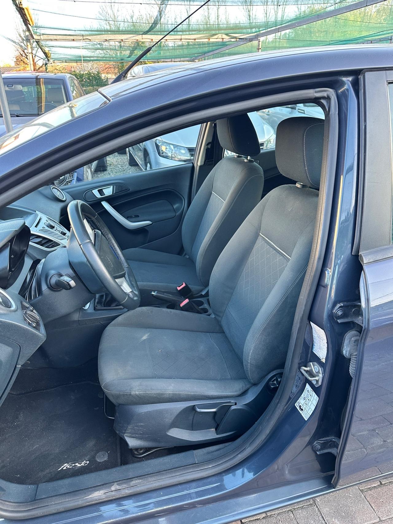 Ford Fiesta 1.2 Benzina ok per neopatentati