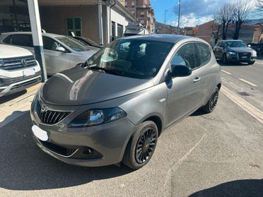 Lancia Ypsilon 1.0 FireFly 5 porte S&S Hybrid Alberta Ferretti