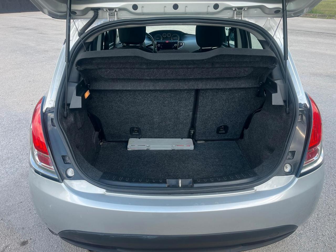 Lancia Ypsilon 1.3 MJT 16V 95 CV 5 porte S&S Platinum