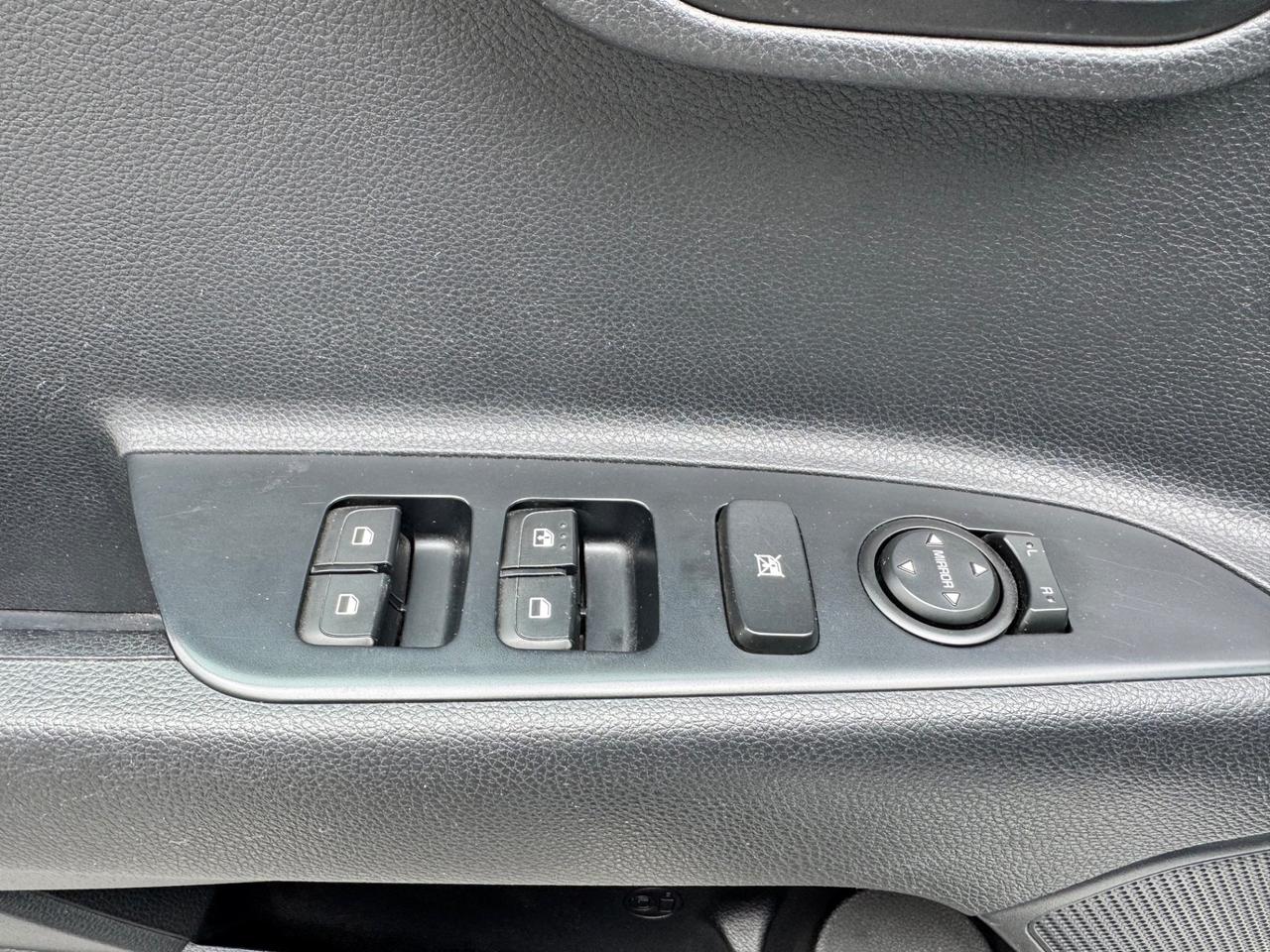 Kia Stonic 1.6 CRDi 110 CV Energy in garanzia