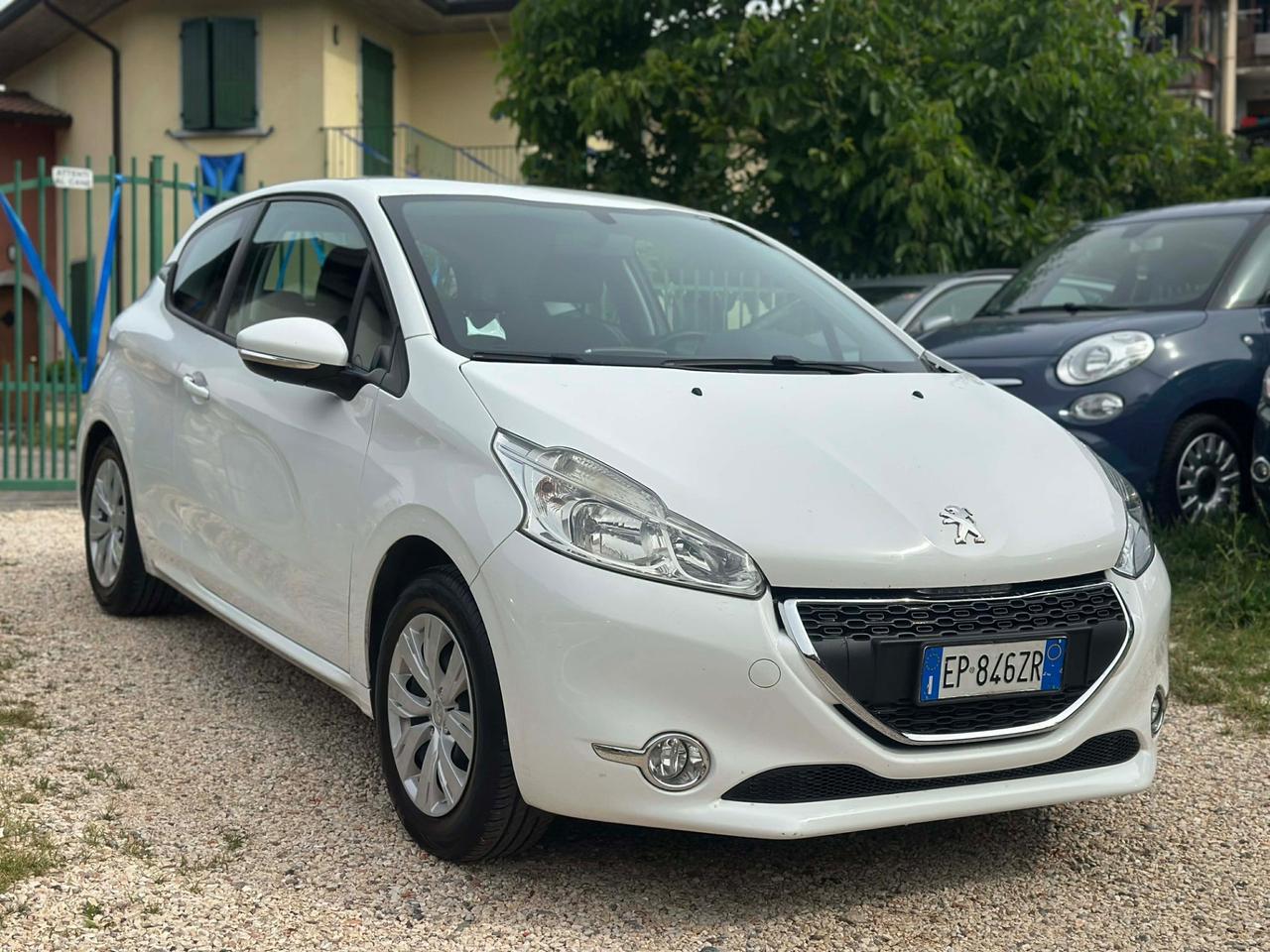 Peugeot 208 5p. ACTIVE KMCERT GARANZ