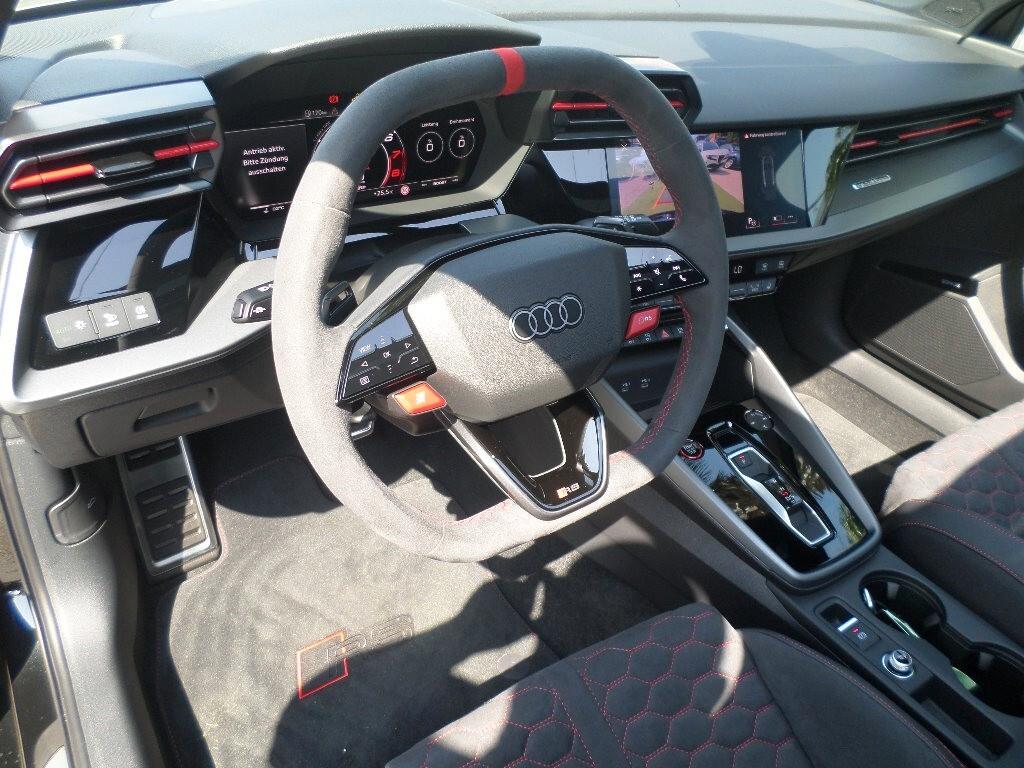 Audi A3 RS 3 SPB TFSI quattro S tronic