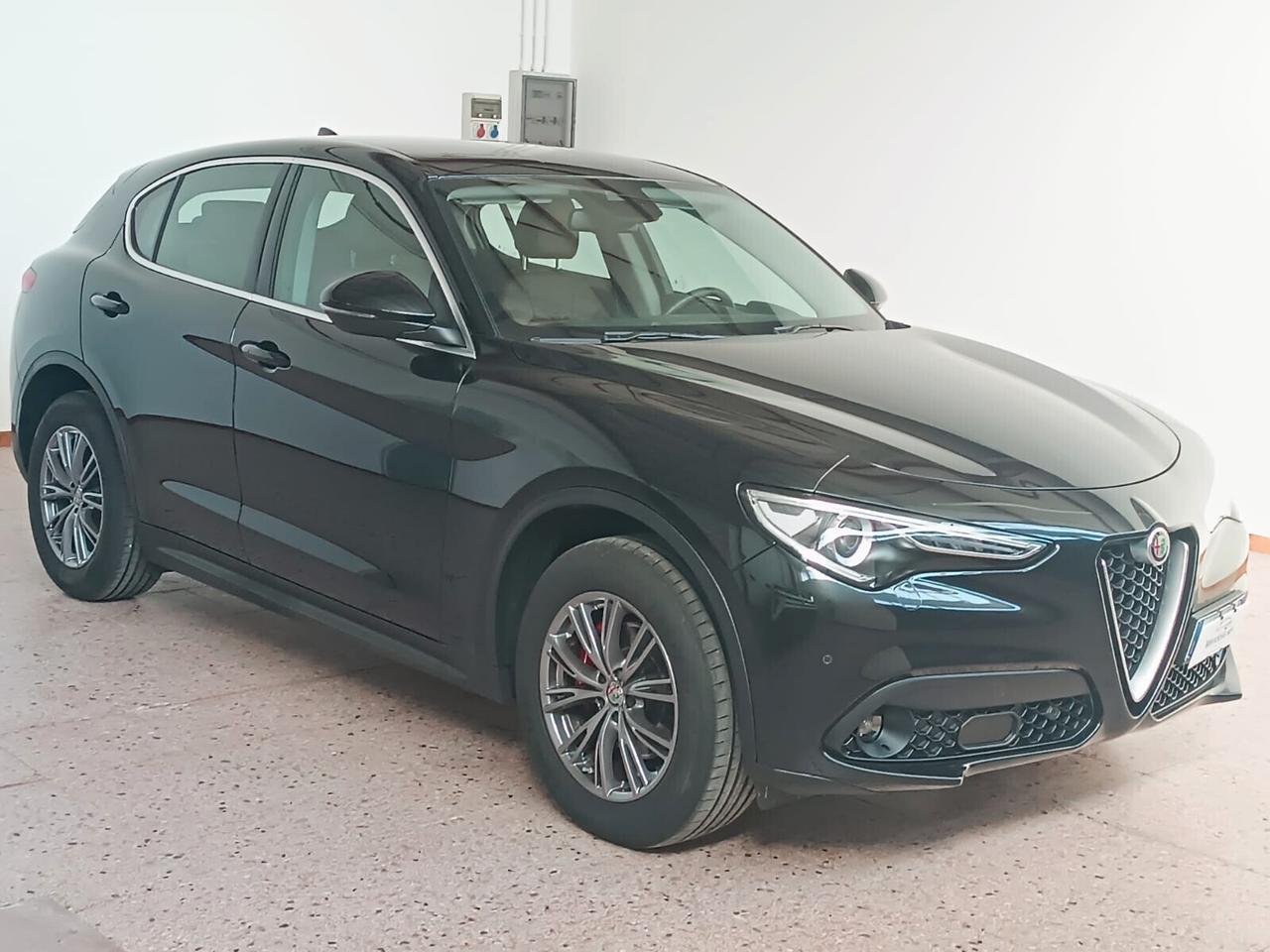 Alfa Romeo Stelvio 2.2 Turbodiesel 210 CV AT8 Q4 Super