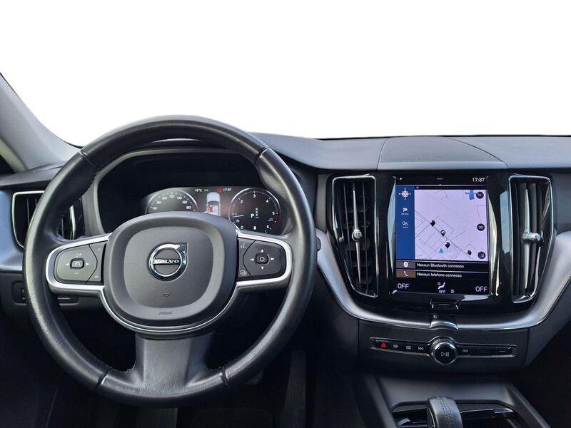 Volvo XC60 B4 197+14 CV AWD Automatica NAVI LED Momentum Pro