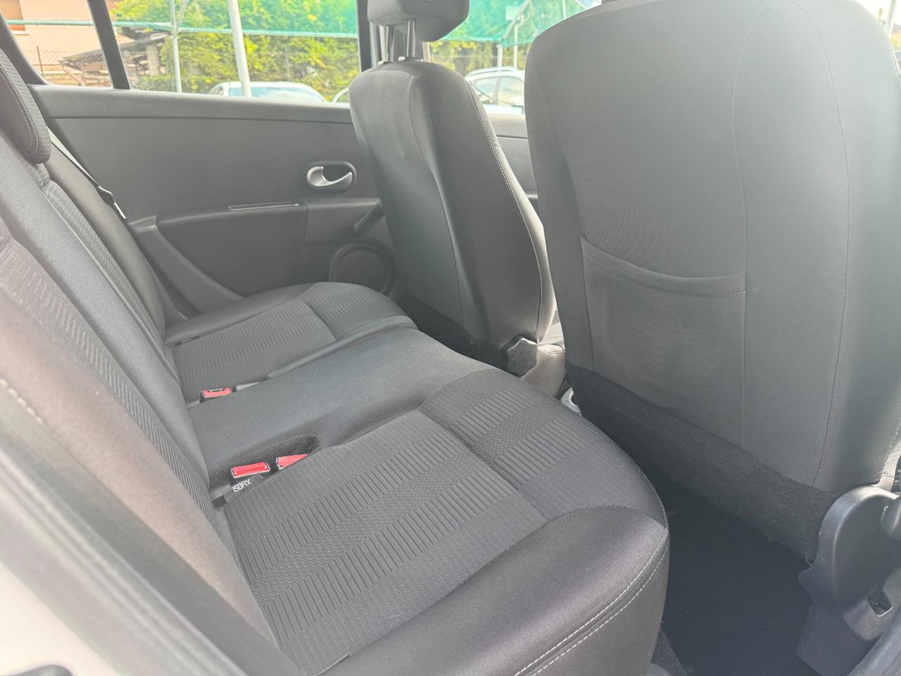 Renault Clio 1.2 16V 5 porte Confort