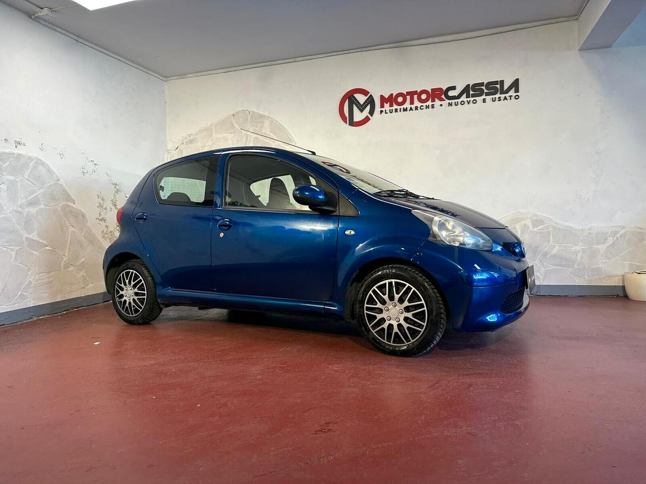 Toyota Aygo 1.0 12V VVT-i 5 porte NEOPATENTATI