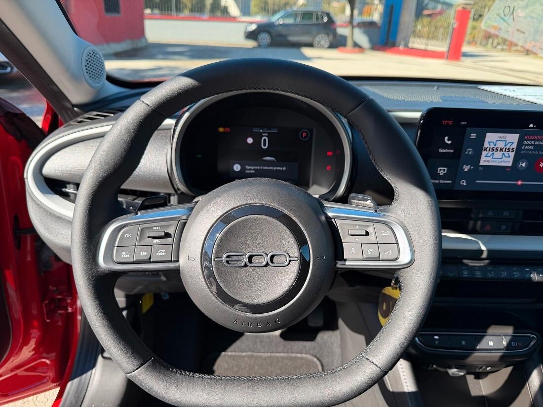 Fiat 600 Hybrid 100 CV DCT MHEV