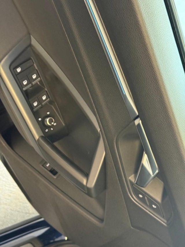 AUDI Q3 SPB 35 TDI S line edition