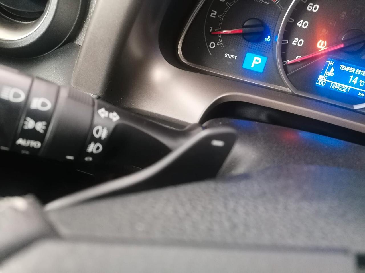 Toyota RAV 4 RAV4 2.2 D-CAT A/T 4WD Lounge White Ed.