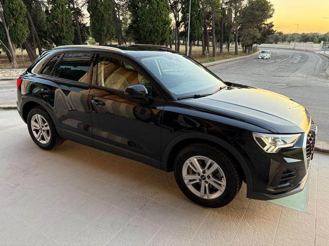 AUDI Q3 35 TDI 150 CV S tronic Business FARI FULL LED