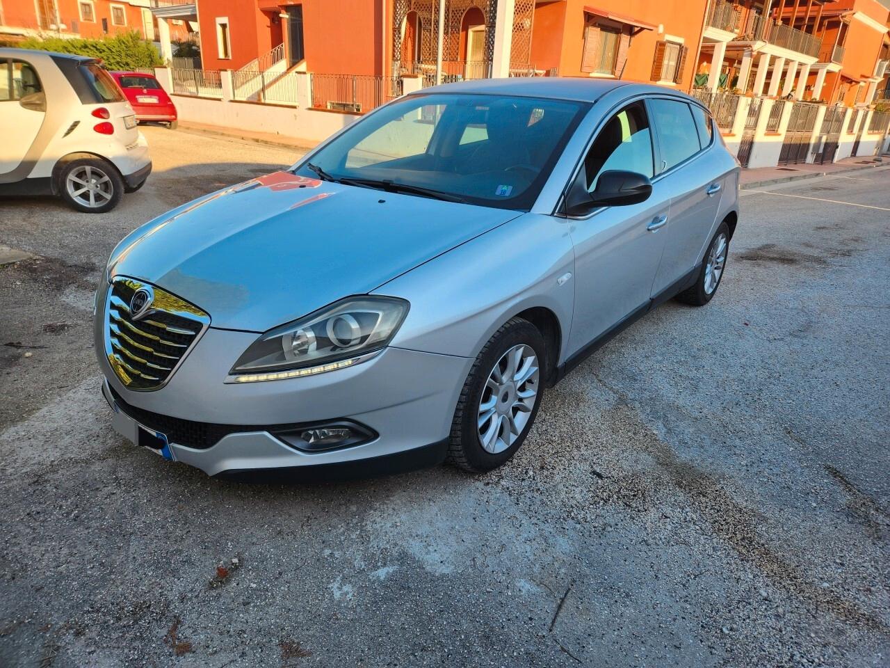 Lancia Delta 1.6 MJT DPF Gold