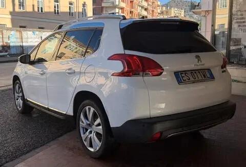 Peugeot 2008 1.6 VTi 120CV Allure