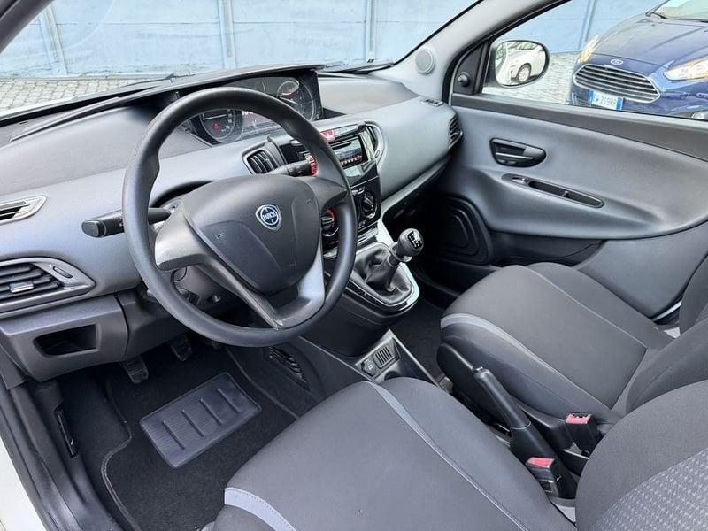 Lancia Ypsilon Ypsilon 1.2 Gold 69cv IDONEA NEOPATENTATI RESTYLING