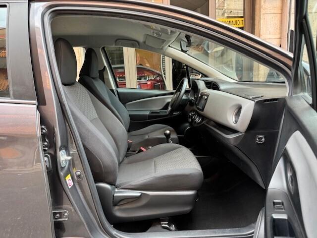 Toyota Yaris 1.0 5 porte Lounge