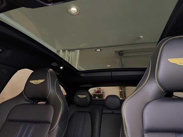 Aston Martin DBX DBX707