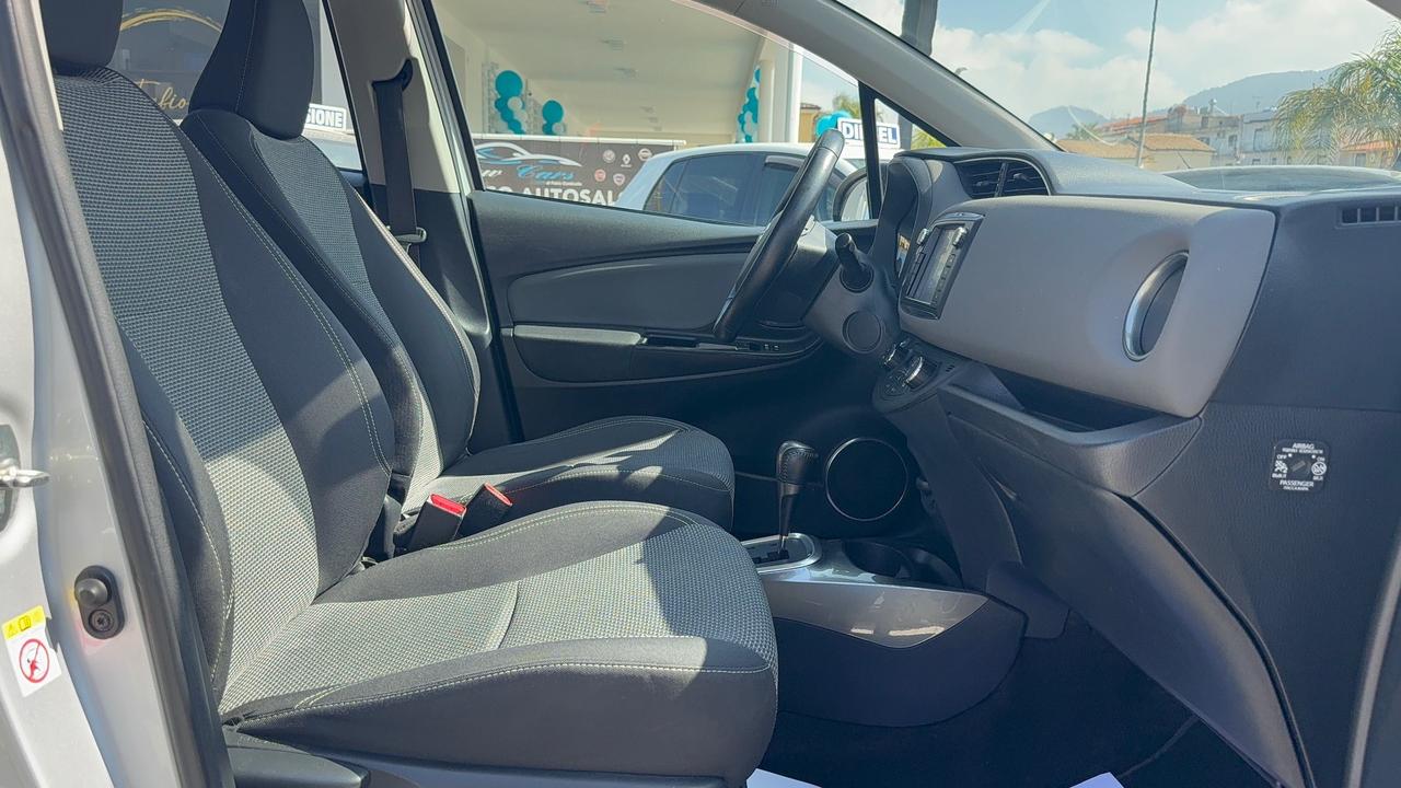 Toyota Yaris 1.5 Hybrid 5 porte Active