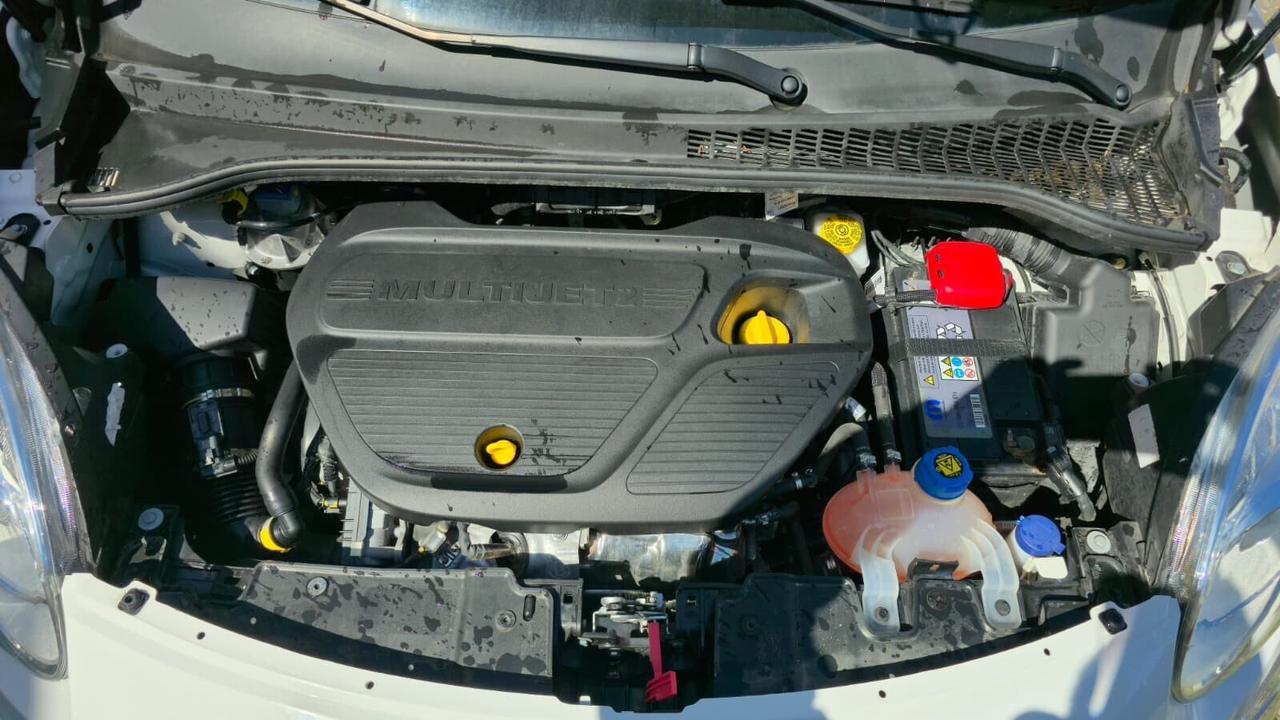 Fiat 500L 1.6 Multijet AUTOCARRO A POSTI