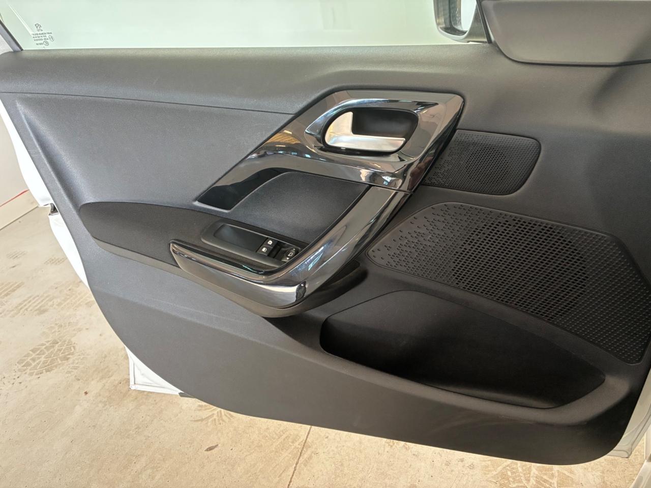 Peugeot 208 BlueHDi 75 5 porte Active