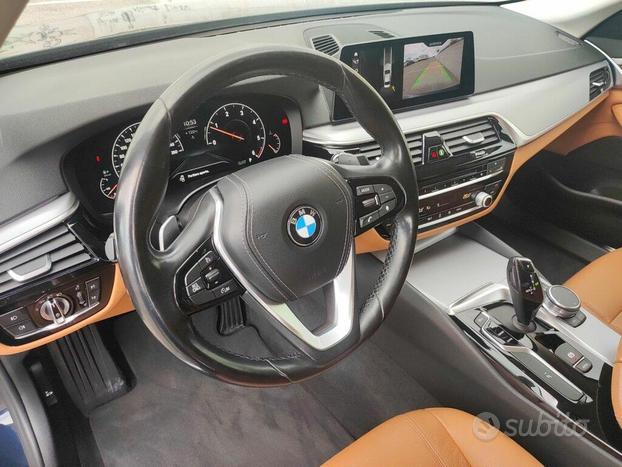 BMW Serie 5 525d Luxury auto