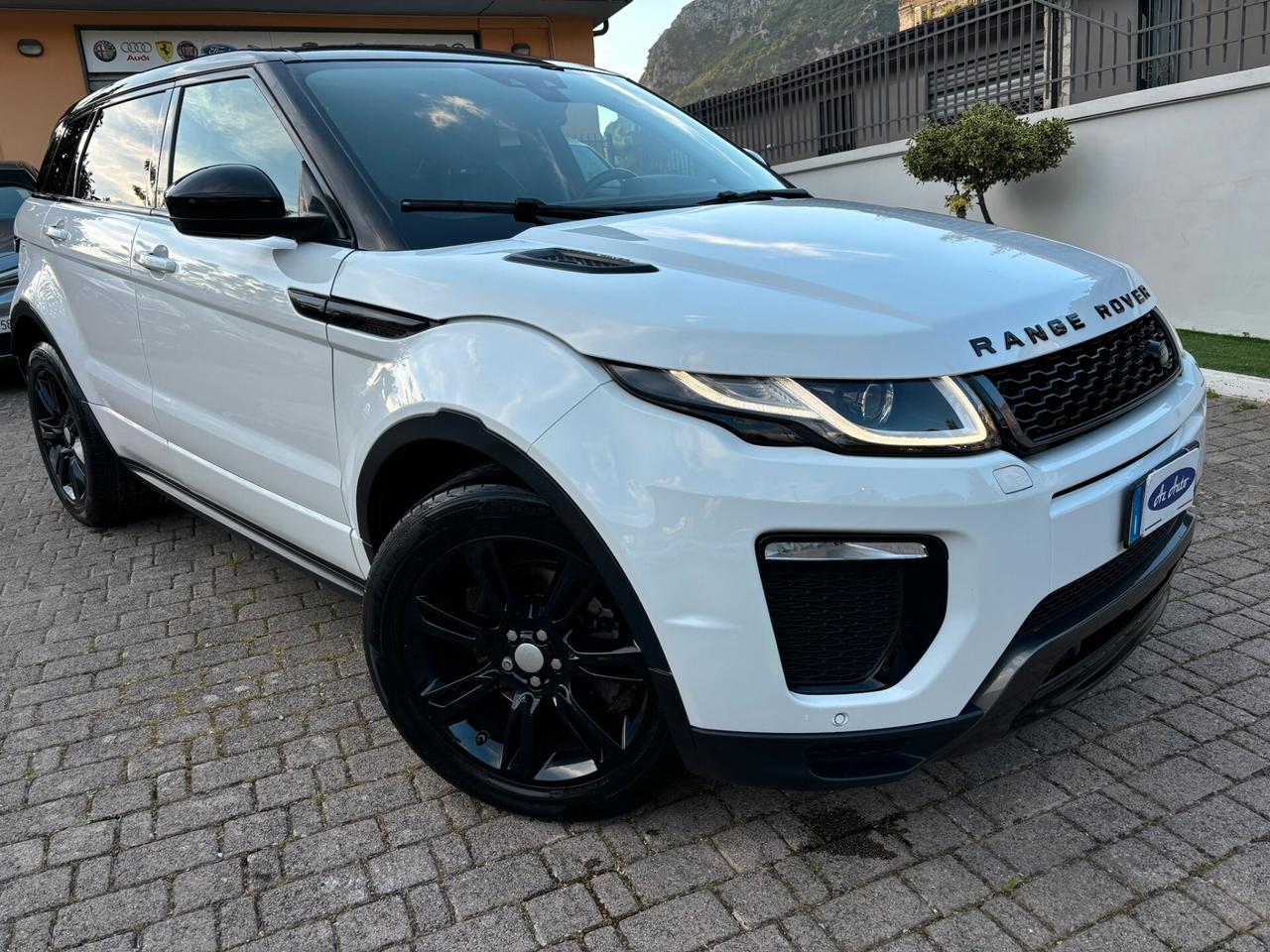 Land Rover Range Rover Evoque 2.0 TD4 150 CV 5p. - HSE - IPER FULL- PELLE-AUTO-LED