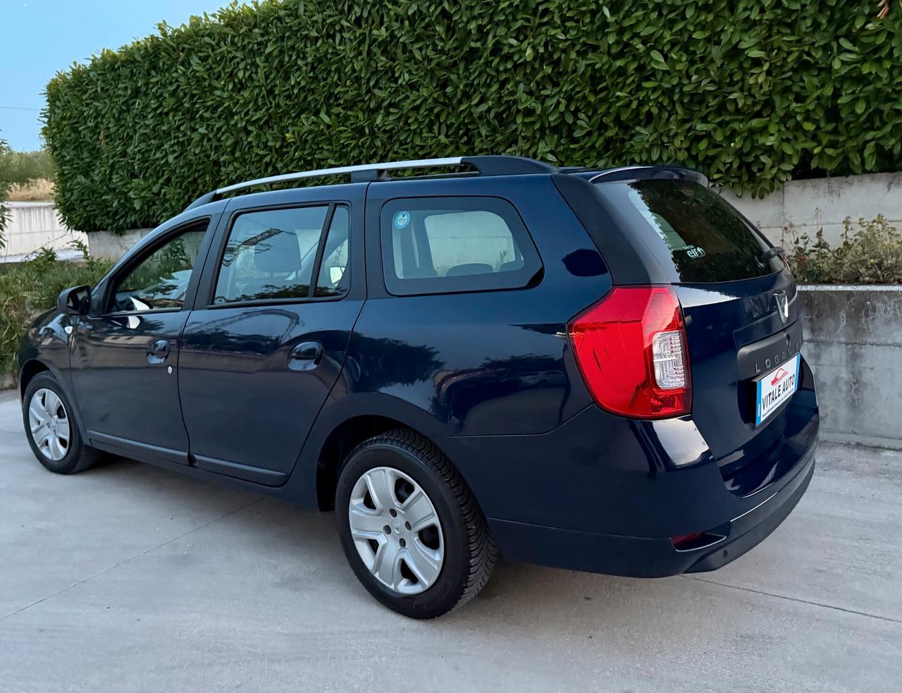 Dacia Logan con comandi per disabili.MCV 1.5dCi8 V 90CV