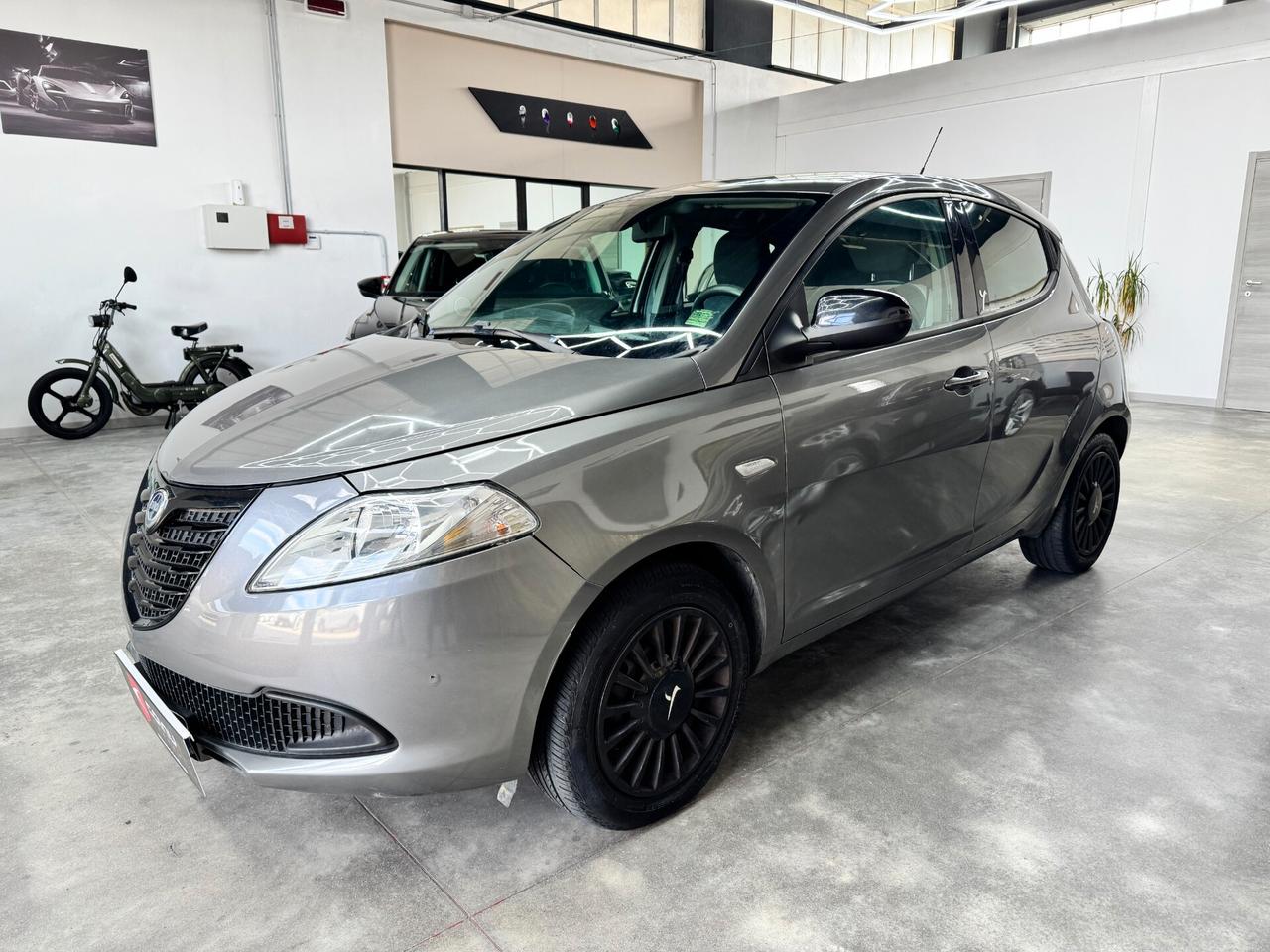 Lancia Ypsilon 1.3 MJT 16V 95 CV 5 porte S&S Gold