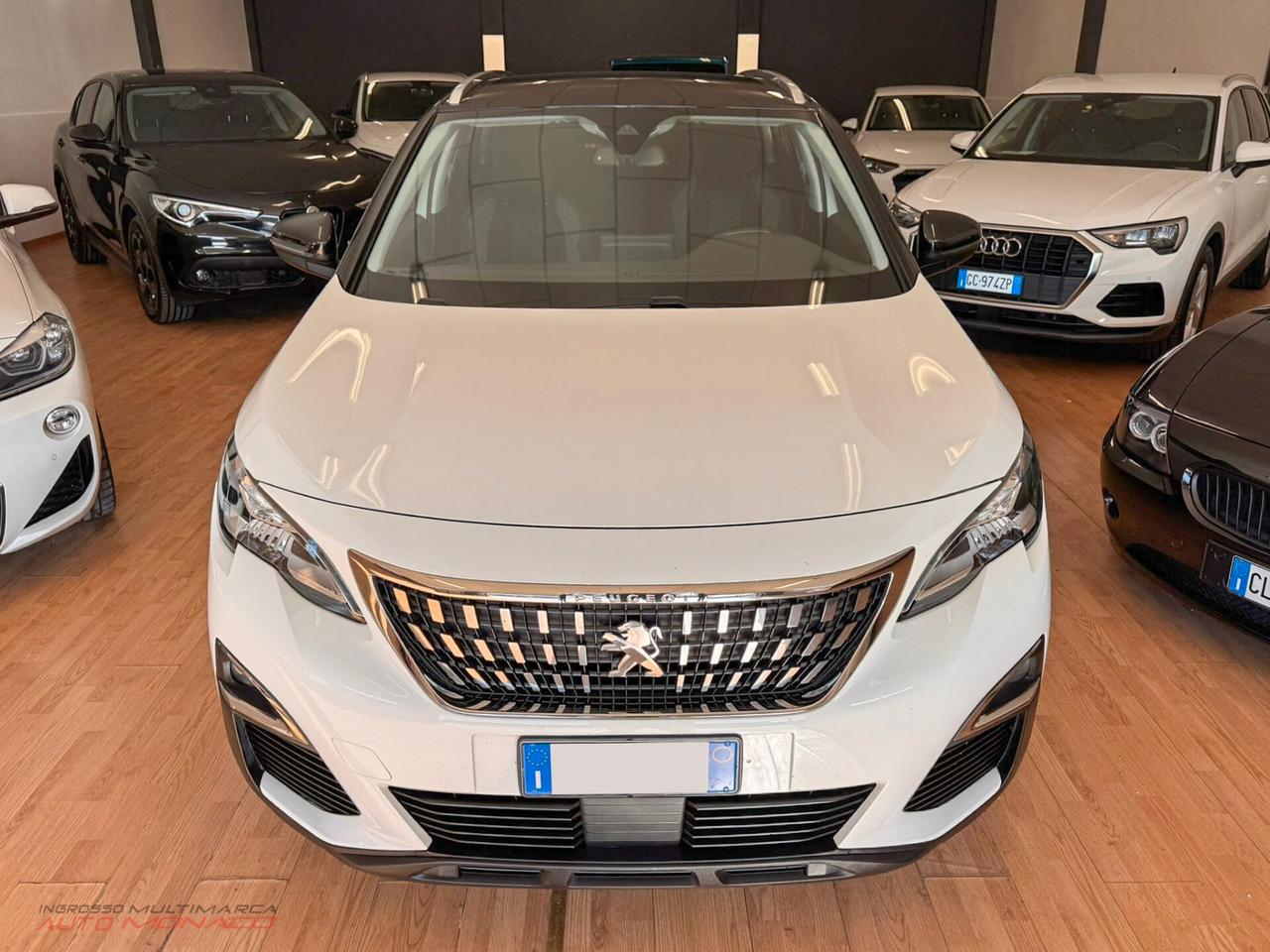 Peugeot 3008 BlueHDi S&S EAT8 Business 2020 130cv