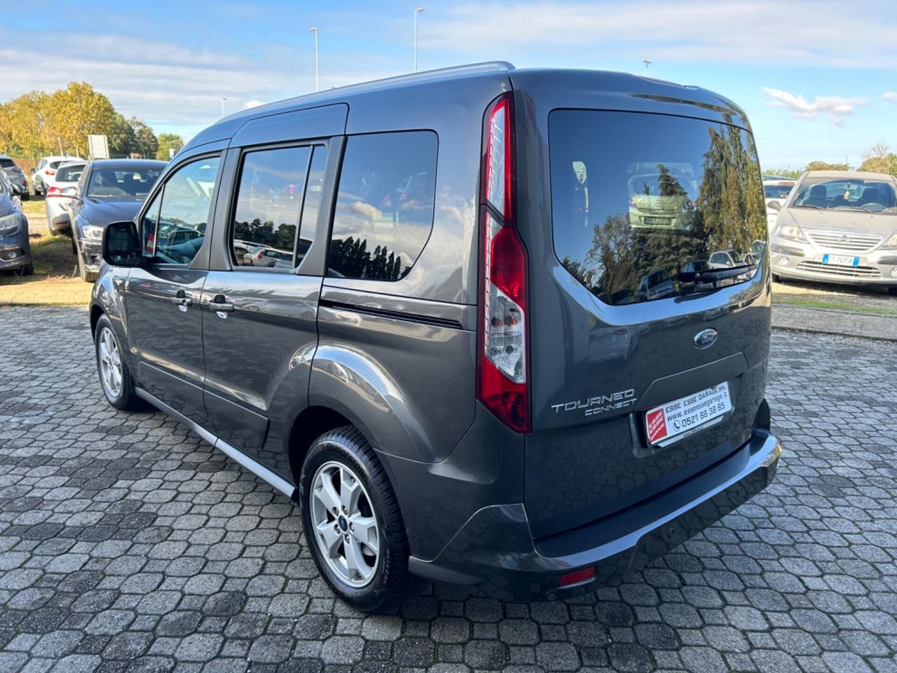 Ford Tourneo Connect 1.5 d. Titanium|TETTO PANO|RETROCAMERA