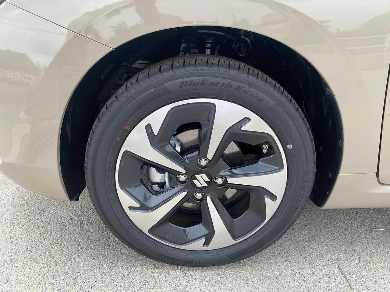 Suzuki Swift 1.2 Hybrid Top 4x4