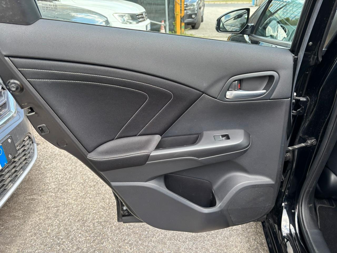 Honda Civic 1.4 i-VTEC Elegance Navi OK Neopatentati
