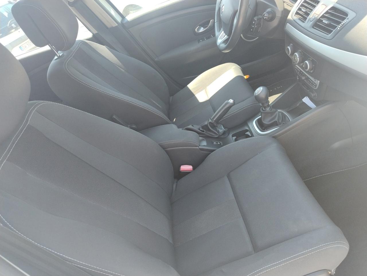 Renault Megane Mégane 1.9 dCi 130CV Luxe