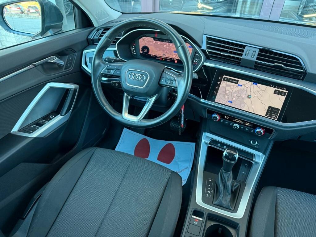 Audi Q3 35 1.5 Tfsi Business Advanced S-Tronic