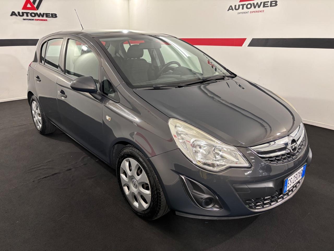 Opel Corsa 1.2 85CV 5 porte GPL-TECH Edition