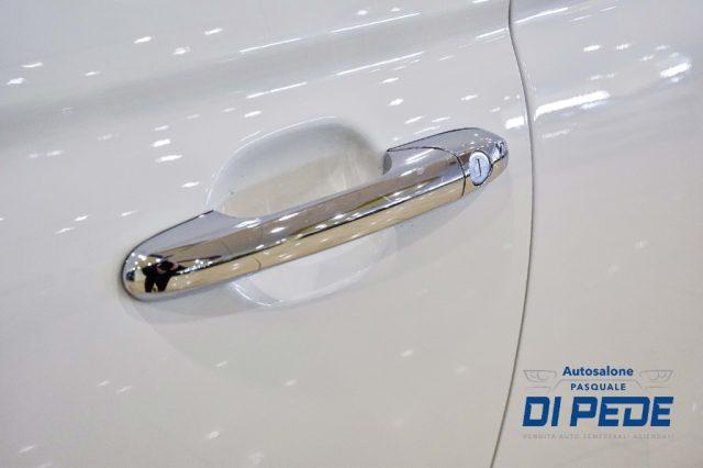 FIAT 500 C 1.0 Hybrid Dolcevita