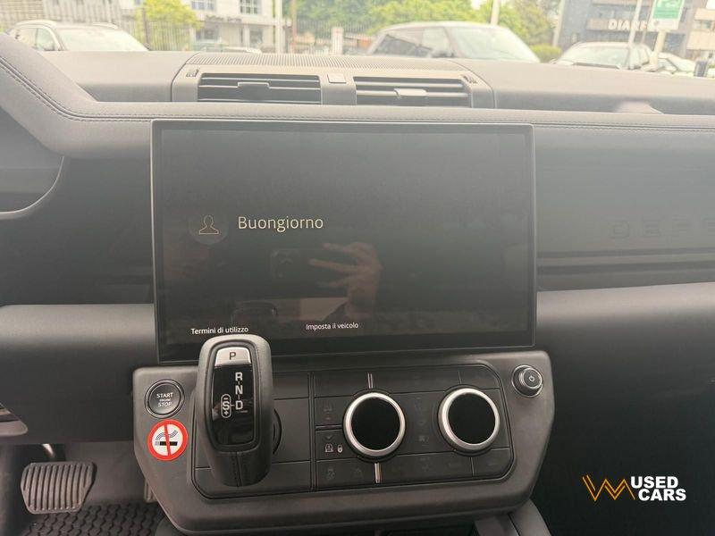 Land Rover Defender D200 AWD Auto 110 X-Dynamic SE