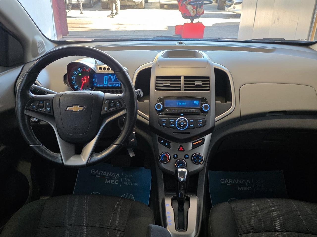 Chevrolet Aveo 1.4 100CV aut. 5 porte LTZ cambio automatico neopat