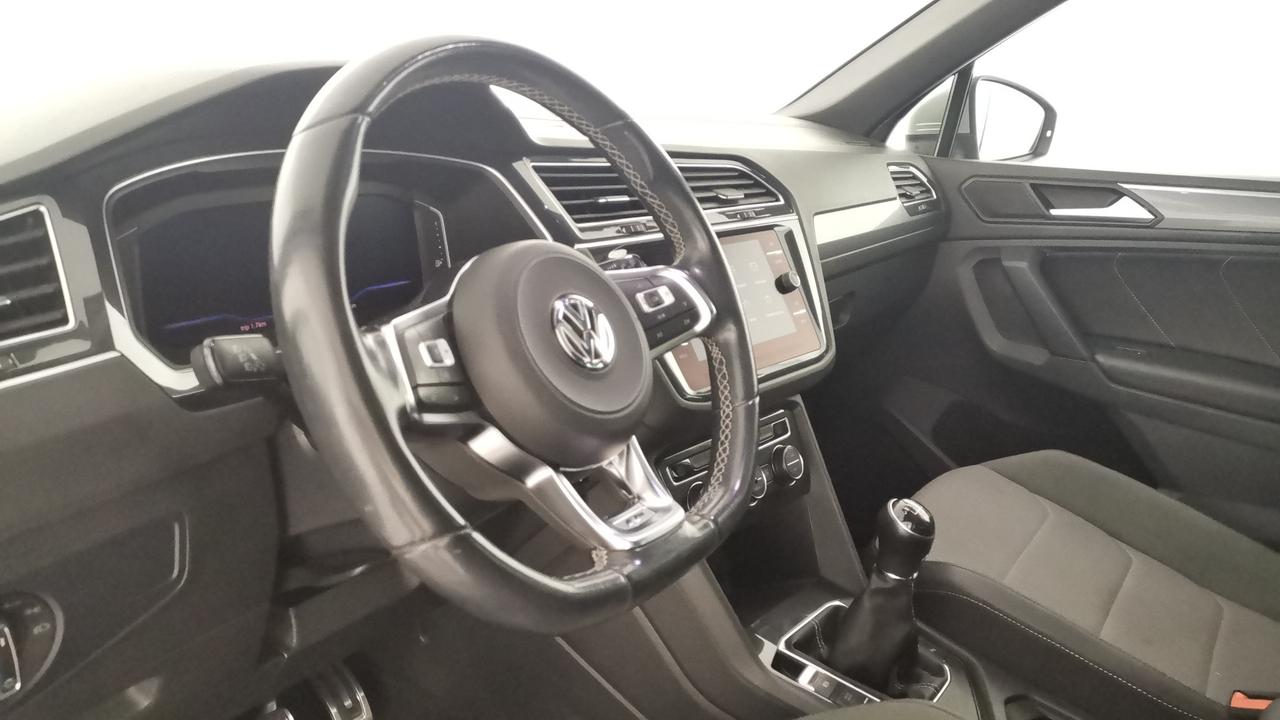 VOLKSWAGEN Tiguan II 2016 - Tiguan 1.5 tsi Sport 130cv