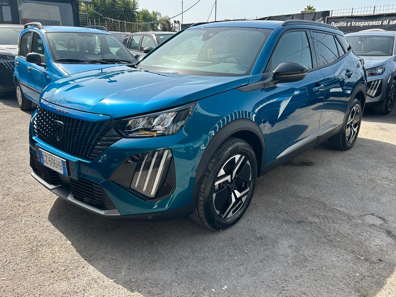 PEUGEOT 2008 2025 AUTOMATICA 130CV BENZINA ALLURE 18000KM